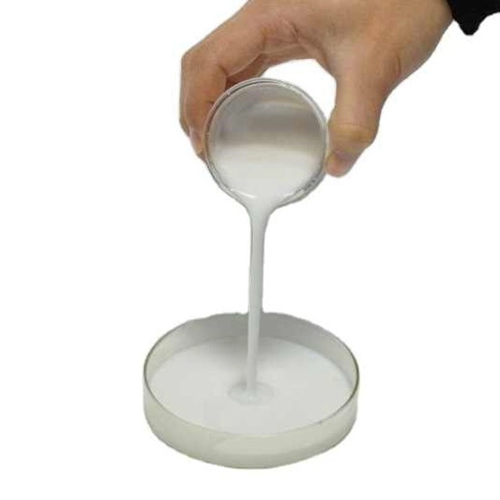 Aplica&ccedil;&atilde;o de emuls&atilde;o acr&iacute;lica em sistemas de revestimento de espuma esmagada